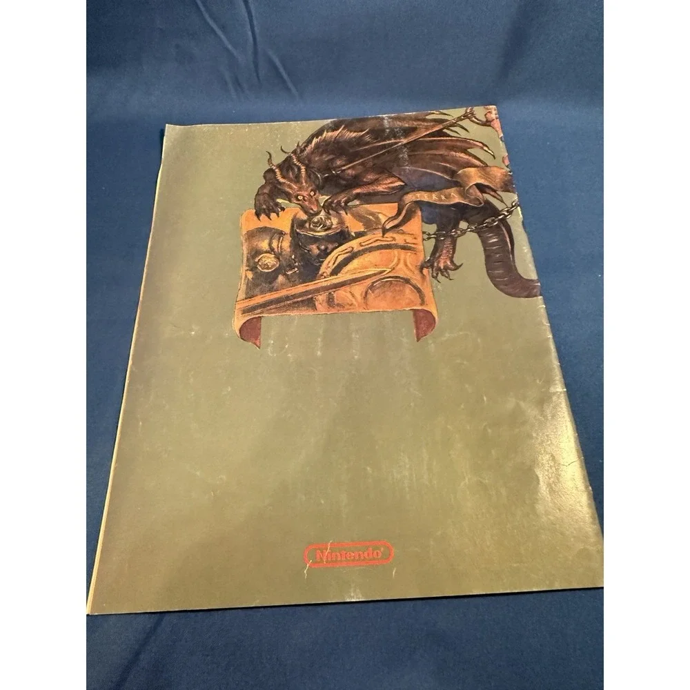 Nintendo Power - Dragon Warrior Strategy Guide Book, NES Nintendo 1989